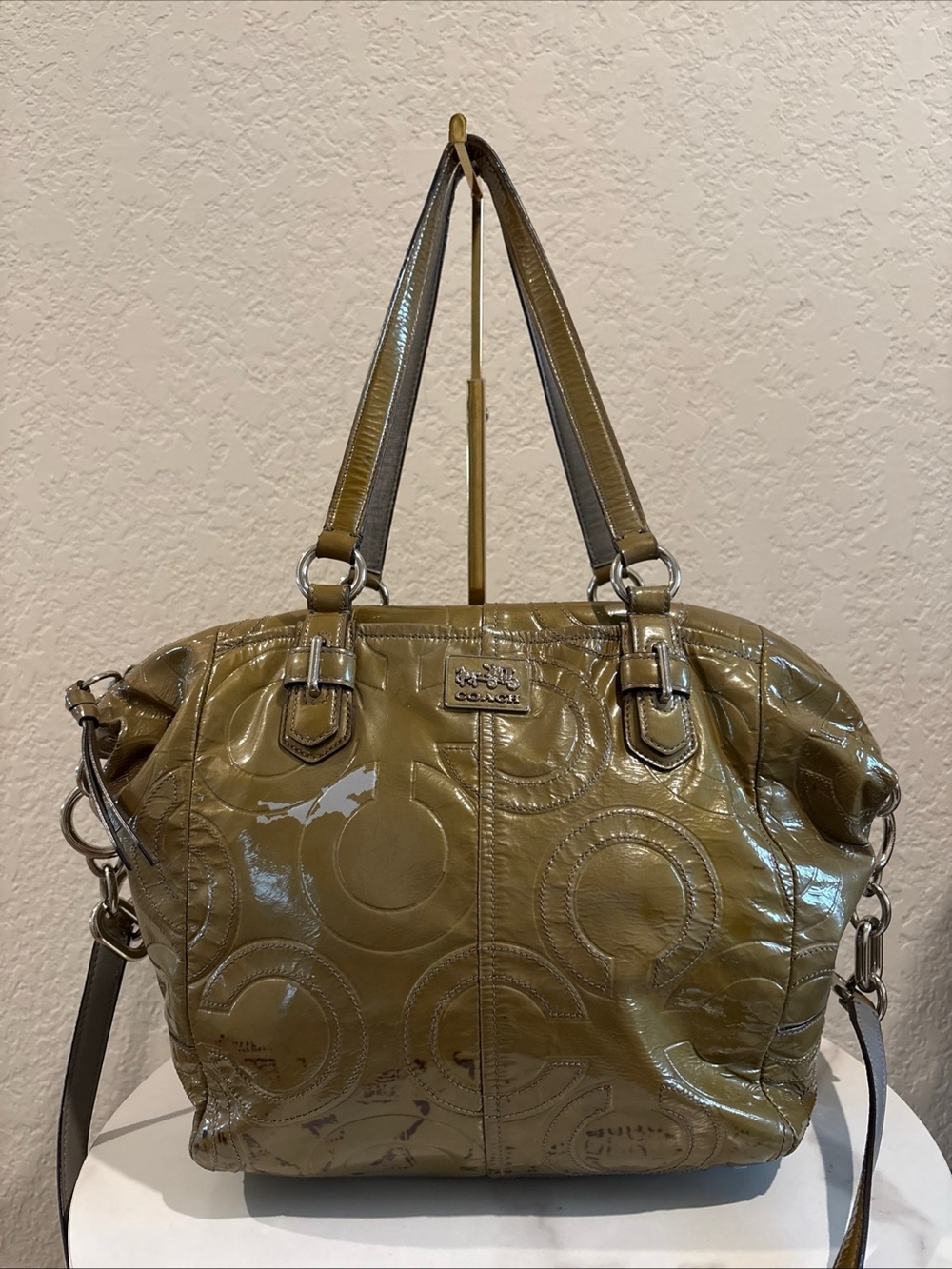 Coach Olive Patent Leather Crossbody Shoulder Bag